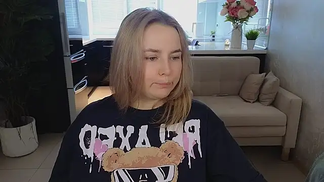 mira_mermayd - Mira_Mermayd's free webcam