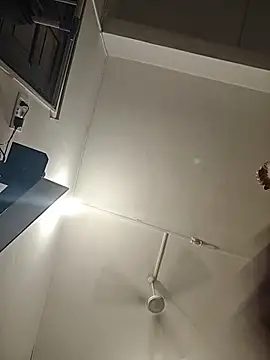 Preview of nakedmilfx