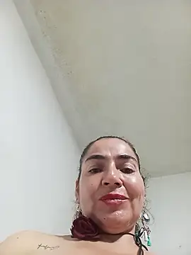 Webcam Model (MaryRoze_) is live