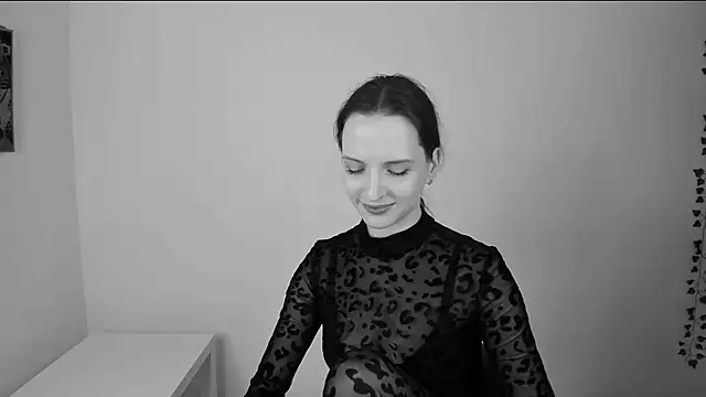 ariadna_shy - Ariadna_Shy's free webcam - UK Sex Cams