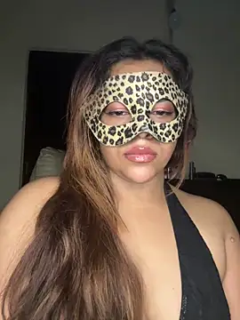 Webcam Model (SLNatasha)  is live.Free join now!