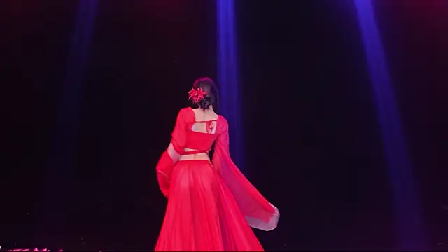 美女RV-525-在线直播