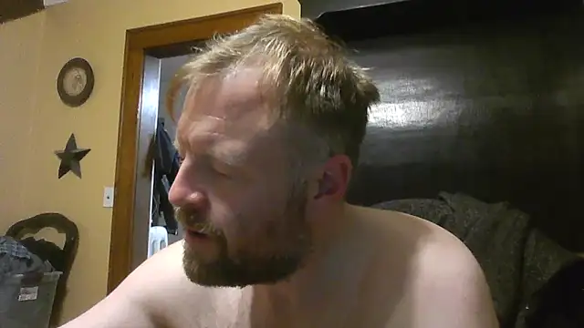 theonedonshaun (Ask my age) - GET DADDY NAKED