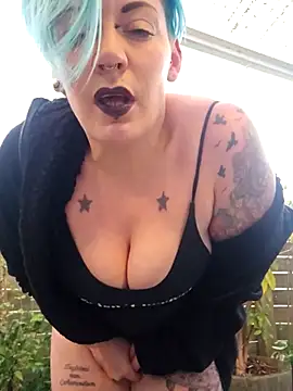 Preview of pinkthehawk