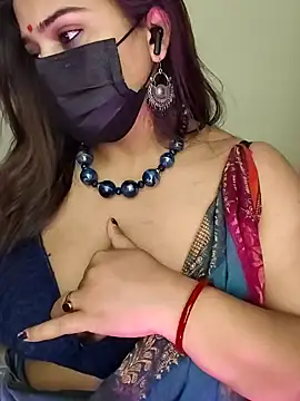 Webcam Model (Raseele) is live