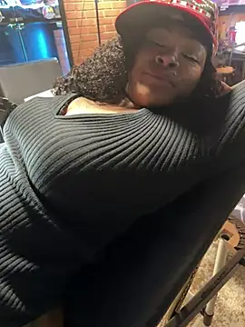 HaloRodeoLover2 live sex cam