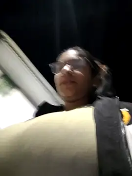 Webcam Model (Sofythom1)  is live.Free join now!