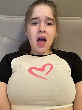HornyGirlH