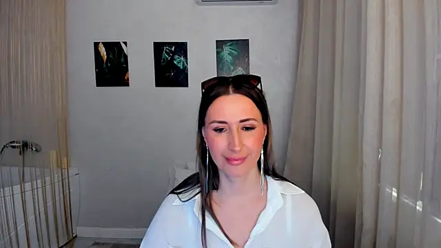 PassionGlow live sex cam