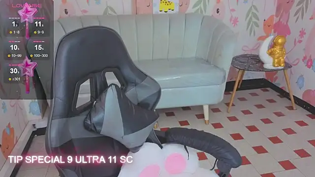 paris09_v_ - Paris09_v_'s free webcam