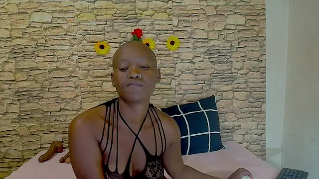 ebonyolive69 - EbonyOlive69's free webcam