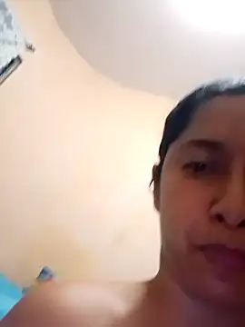 hotaniani - Hotaniani's free webcam