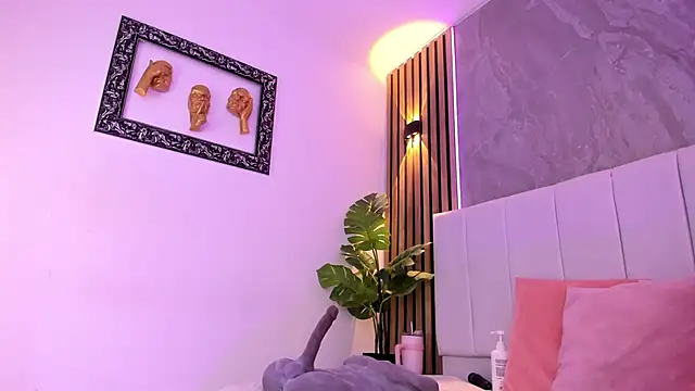 carlotta_de_velour - Carlotta_de_velour's free webcam