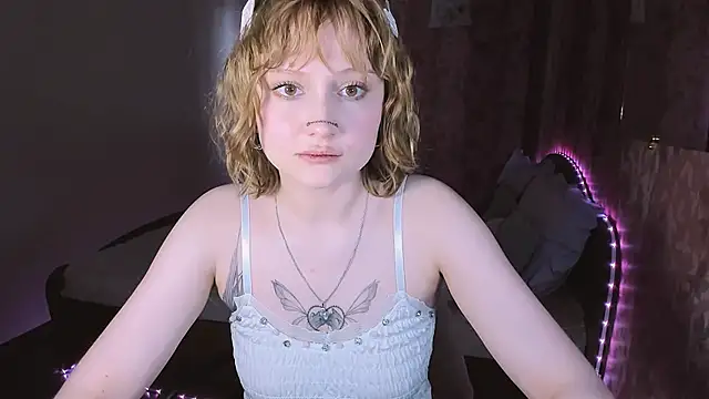 mariamango (F young) - top off