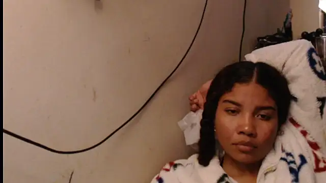 madelene (F young) - make me wet