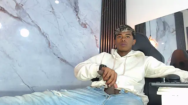 tonnymarck (M twink) - naked bby