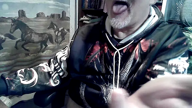 oldmanphlwiss (M grandpa) - #american #bisexuals #blondes #cam2cam #chunky #grandpas #hairy #hairy-armpits #handjob #masturbation #middle-priced-privates #mustache #office #sex-toys #small-audience #small-cock #striptease #twerk #white