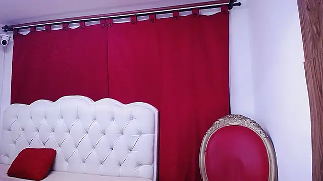 Cordelia_Perlman live sex cam