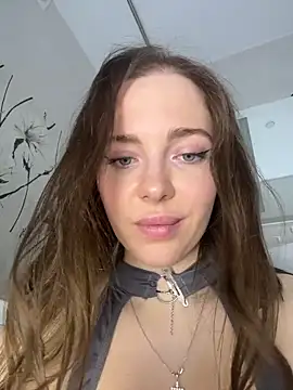 Live sex cam of -SweetDi-