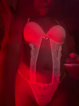 Live sex cam of Annie011