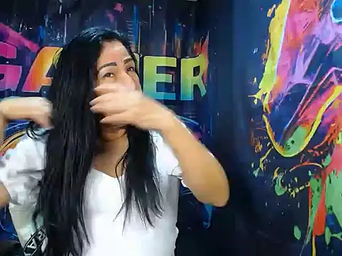 Emmie Rae (EmmieRae__)