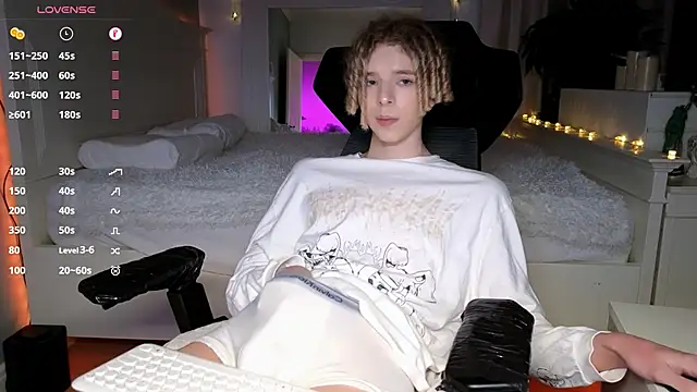 kudi_minnt - Kudi_Minnt's free webcam - UK Sex Cams