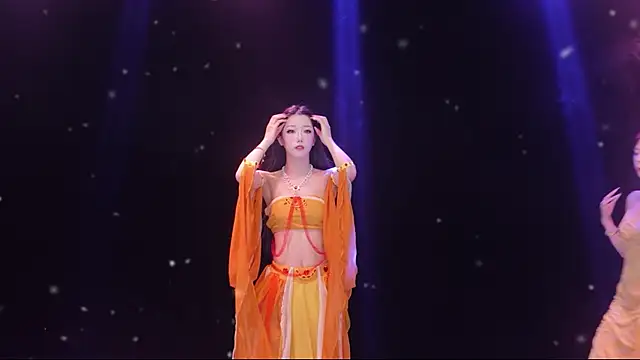 美女RV-525-在线直播