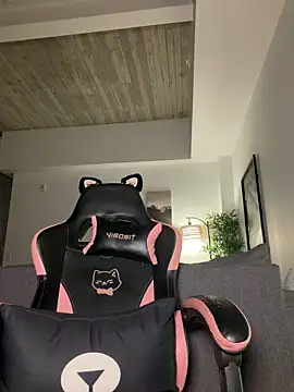 Your_Paris live sex cam