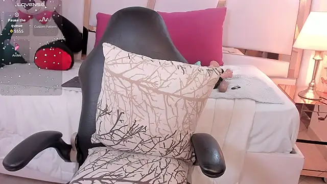 antonella_moon7 - Antonella_moon7's free webcam - UK Sex Cams