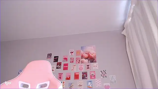 Lexi_Bottom live sex cam