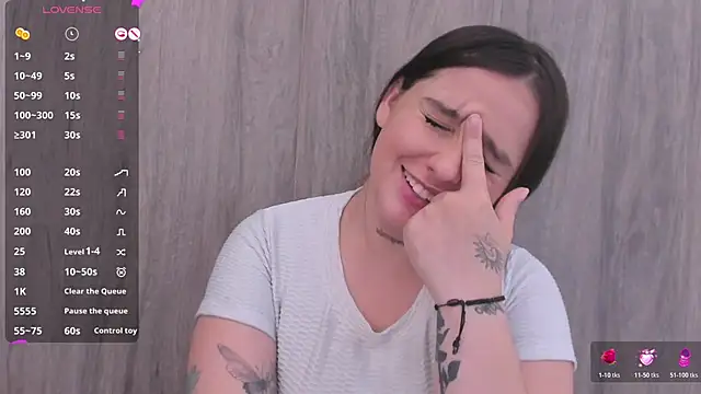 sabrina_lennox - Sabrina_Lennox's free webcam - UK Sex Cams