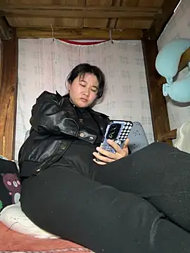 daaqnn (F milf) - 大逼吃手