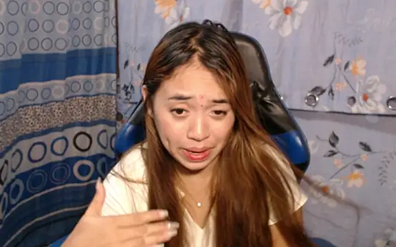 urlover_mae26 (Ask my age) - BE MY LOVER