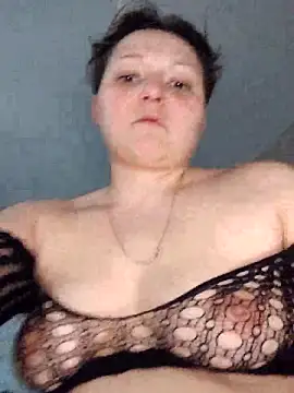 lokomotivvv0707 - Lokomotivvv0707's free webcam