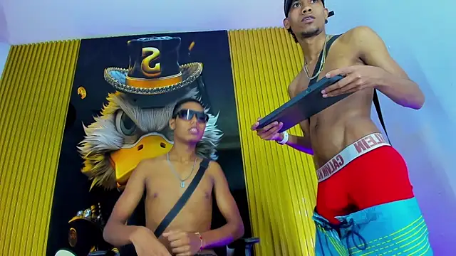 the_panthers_hot - The_Panthers_Hot's free webcam