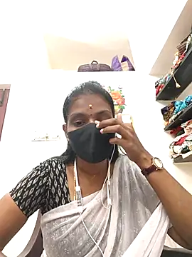 tamil_yalini12 - Tamil_Yalini12's free webcam