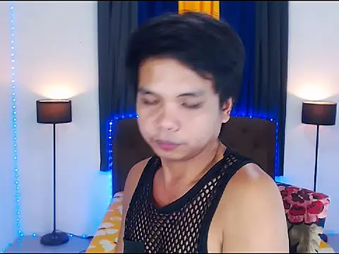 ianhardfucker (M young) - LETS CUM IN MY ROOM