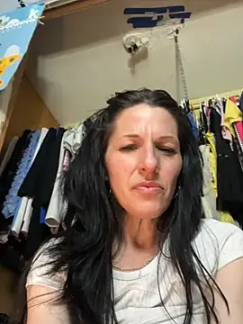 oliviaaadreamz - Oliviaaadreamz's free webcam