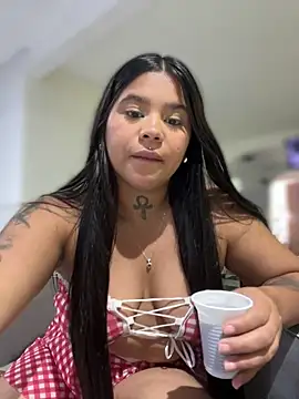 bianca__69 - Bianca__69's free webcam