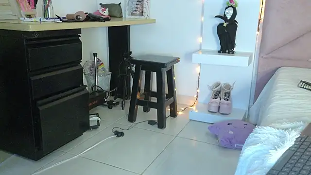 eva_sin18 - Eva_sin18's free webcam