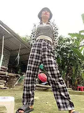 pitty_mymi - Pitty_mymi's free webcam