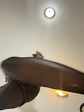 rose_berry (F young) - ride dildo on the wall naked