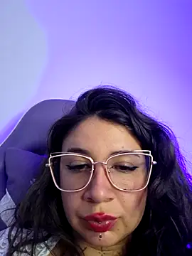 aria_bennett21 (F young) - Dildo in pussy for every 80 tks💦