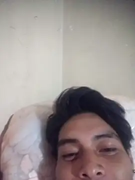 deadlice (M young) - #big-cocks #brunettes #cam2cam #cheap-privates #handjob #hd #latin #medium #mexican #mobile #small-audience #spanish-speaking #straight #young