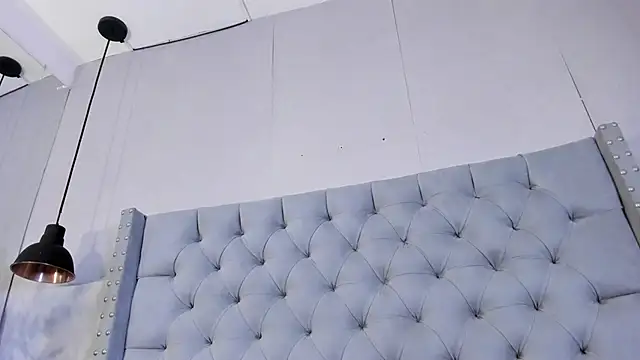 sara_conde (F young) - spank ass🍑