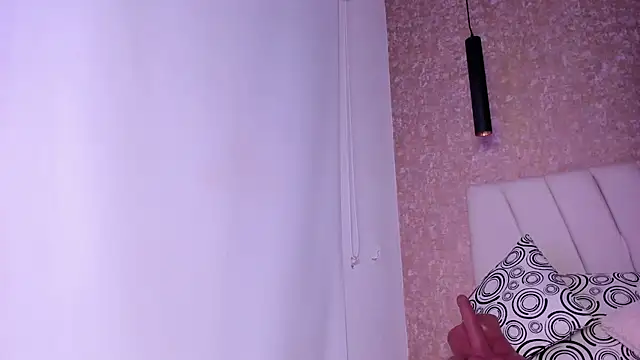 amaranta_carey (F young) - panty off + zoom + rub ass: