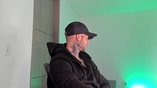 _jamesleandros1 (M young) - cum show