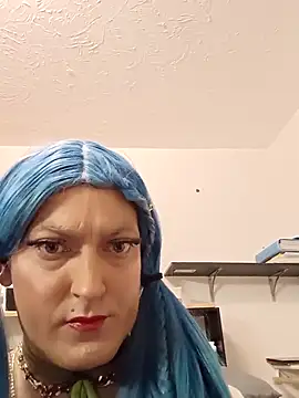 sissytrapdolly24 live sex cam