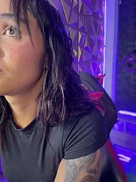 isabella-teen - Isabella-Teen's free webcam - UK Sex Cams