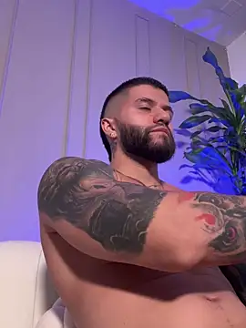 frank_farrell - Frank_Farrell's free webcam - UK Sex Cams